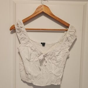 BCX Off-White Women's Blouse. Its Been In A Tote All Yesr Is Why It's Wrinkled.